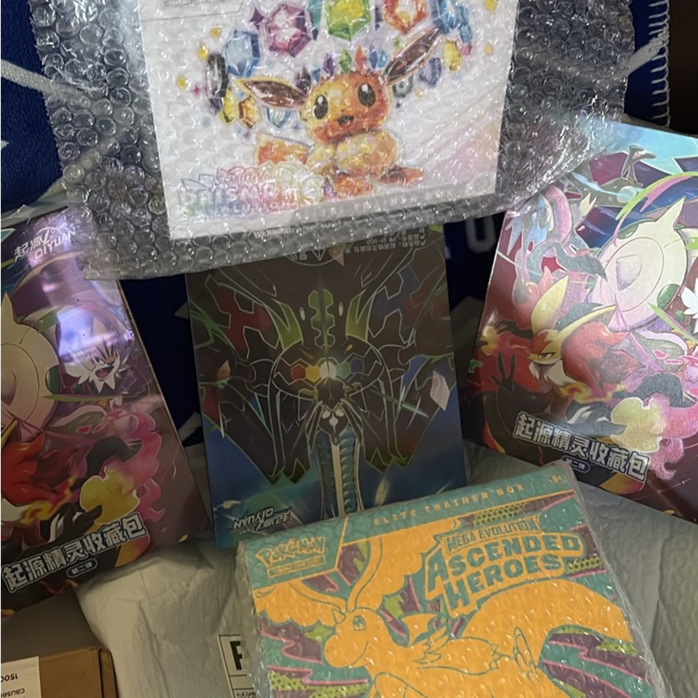 Pokémon TCG Elite Trainer Box & Booster Boxes - Assorted Artwork and sealed etb